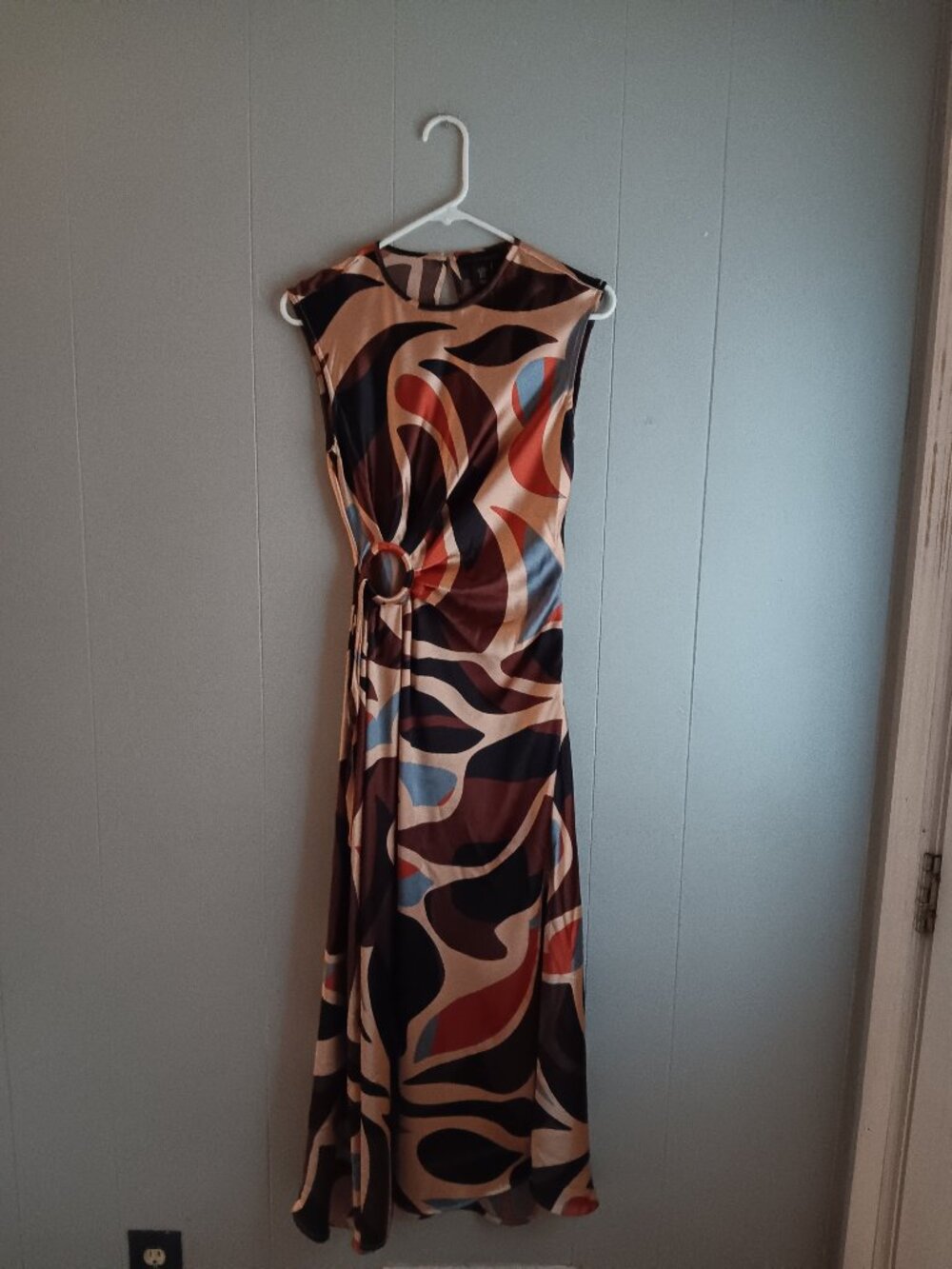 House of Harlow Brown sleeveless satin full length dress Size XS
